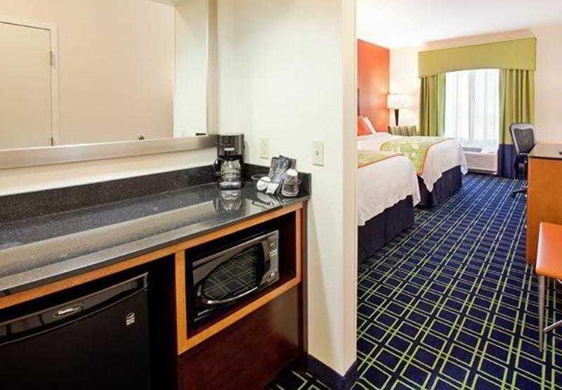 Fairfield Inn & Suites By Marriott Kearney Værelse billede