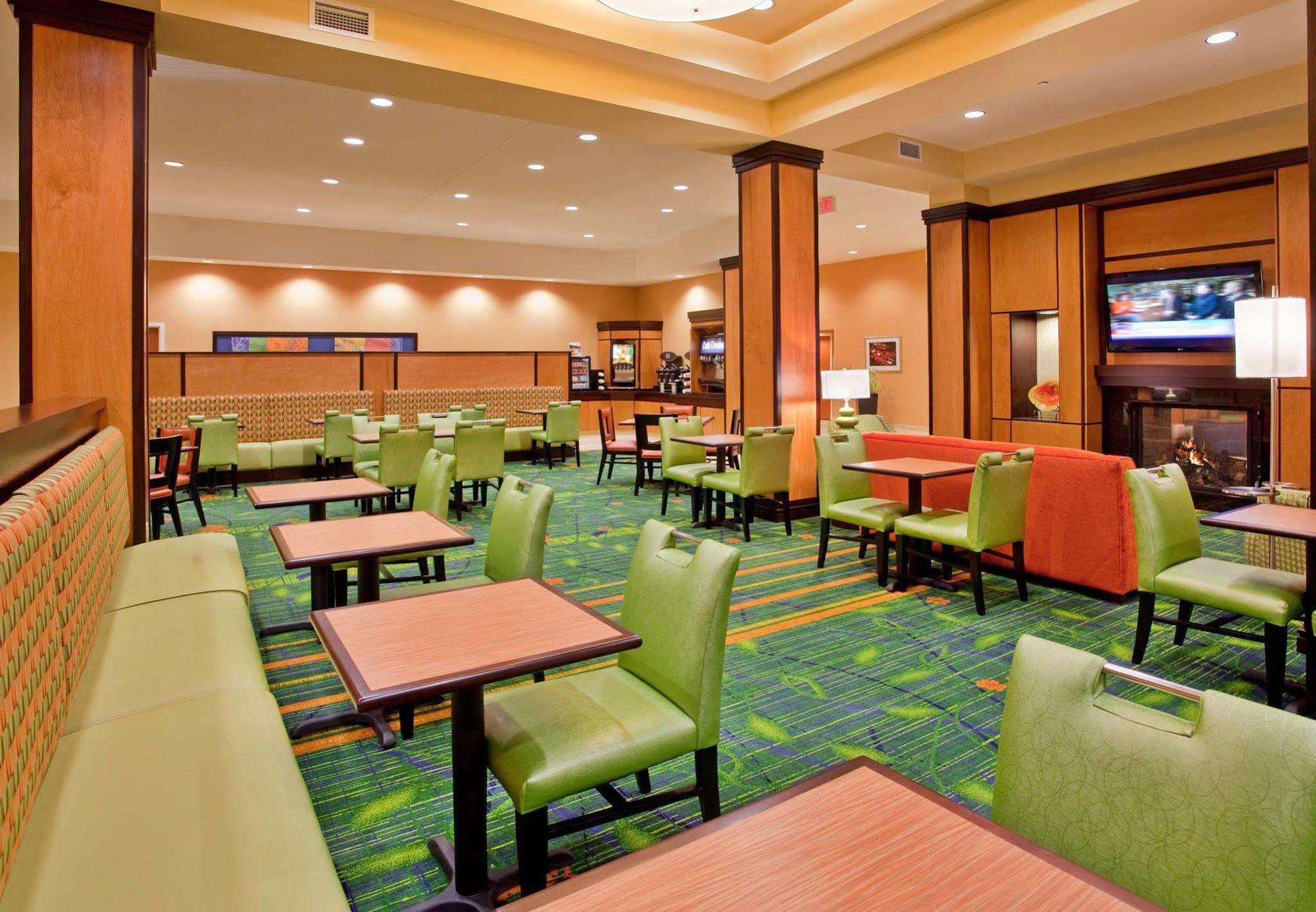 Fairfield Inn & Suites By Marriott Kearney Eksteriør billede